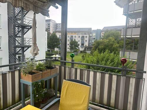 Balkon mit Stadtblick - 