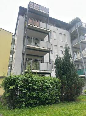 Rückansicht Wohngebäude - 