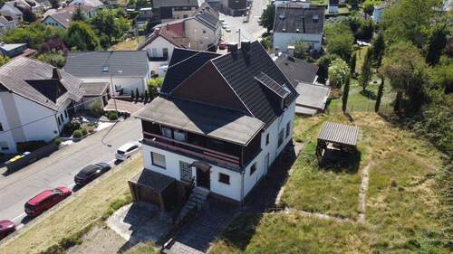 Aussenansicht - Ein bis zwei Familienhaus in Quierschied