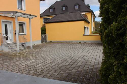 Außenansicht (Bild 5) - Stellplätze - 