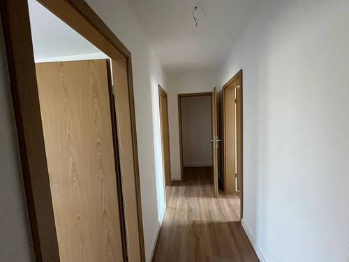 Flur.jpeg - 2 Zimmer Etagenwohnung zur Miete in Chemnitz
