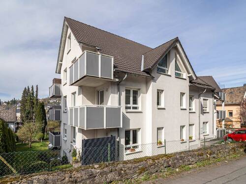 Außenansicht - 3 Zimmer Etagenwohnung in Meschede