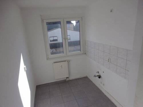 Kü - Waldemar_5_1L - 3 Zimmer Etagenwohnung zur Miete in Nauen
