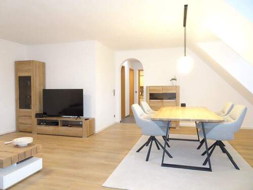 Wohn-Esszimmer - 3 Zimmer Etagenwohnung zur Miete in Herzogenaurach