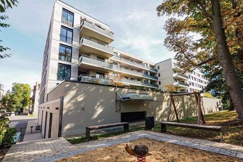 Rückansicht Gebäude - 