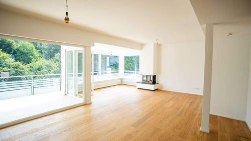 Wohnbereich mit Kamin - 