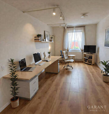 Buero-Kinderzimmer - 