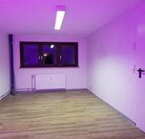 Kleines Start-up Office_Büro-Praxis_1.OG_Aufzug_barrierfrei in TOP-Immobilie + beste Lage am Bahnhof + Klosterrunsstr. 19_79379 Müllheim am Bhf.