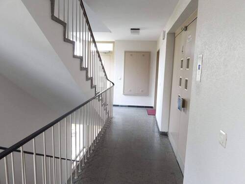 DSCN6633.JPG - 2 Zimmer Etagenwohnung zum Kaufen in Nürnberg