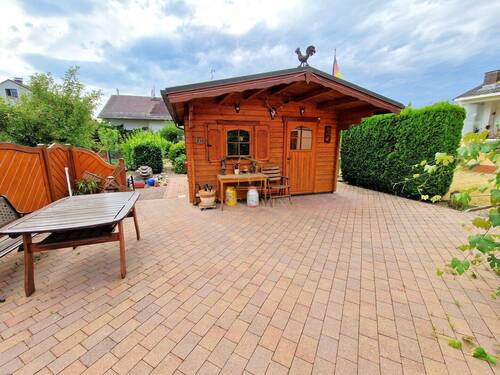Gartenhäuschen - 