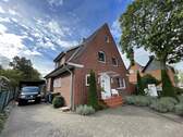 Frontansicht - Einfamilienhaus mit Charme und Großzügigkeit