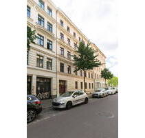 zentrale 3 ZKB + sonniger Balkon sucht Dich oder WG - Leipzig Neustadt-Neuschönefeld