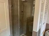 Vollbad mit Dusche - 