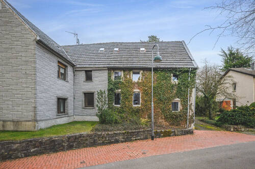 Frontansicht - Einfamilienhaus mit 90,00 m&sup2; in Aachen zum Kaufen