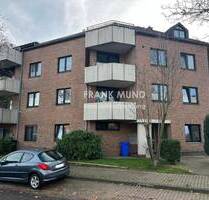 Sehr gepflegtes 11-Familienhaus mit 8 Stellplätzen + 3 Garagen in MG-Giesenkirchen - Mönchengladbach-Giesenkirchen