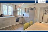 Küche mit Essbereich - 2 Wohnungen in Lörrach 1 Preis - 330.000,00 EUR Kaufpreis, ca.  112,00 m² Wohnfläche