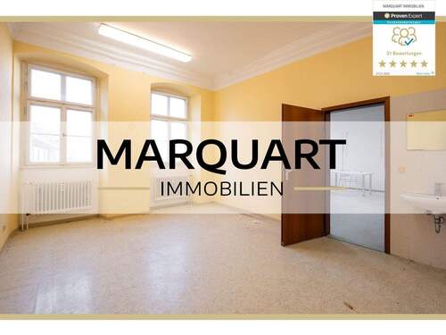 MARQUART IMMOBILIEN - Altstadtlage: Große Praxisräume sowie 4--Zi.-Wohnung, mit Balkon und Aufzug - sofort verfügbar!