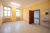 Ehemaliges Behandlungszimmer Praxis Einh. 10 - 9 Zimmer Büro zur Miete in Bad Kissingen