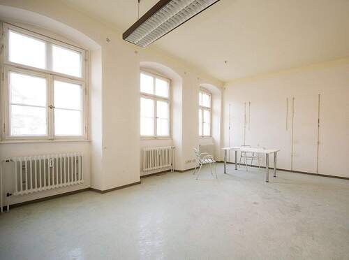 Großes Zimmer Einheit 10 - 9 Zimmer Büro in Bad Kissingen
