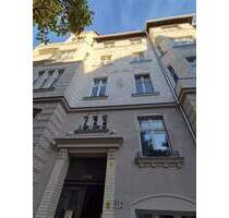 DG-WE, Terrasse, Balkon, Erstbezug nach Sanierung, 4. OG, Aufzug, ruhige Lage in Vorder-Gartenhaus - Berlin Friedenau