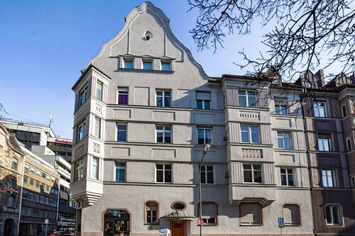 Außenaufnahme - Einzigartiges Altbaujuwel in Bestlage Augsburgs - bezugsfreie, denkmalgeschützte 4-Zimmer-Wohnung