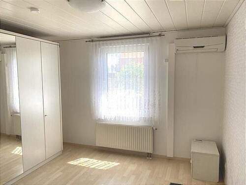 Schlafzimmer mit Klimaanlage - 