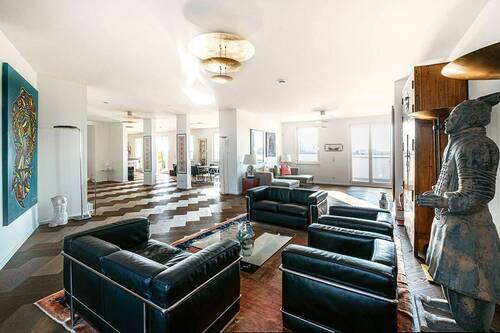 Wohnbereich - 4 Zimmer Etagenwohnung in Berlin