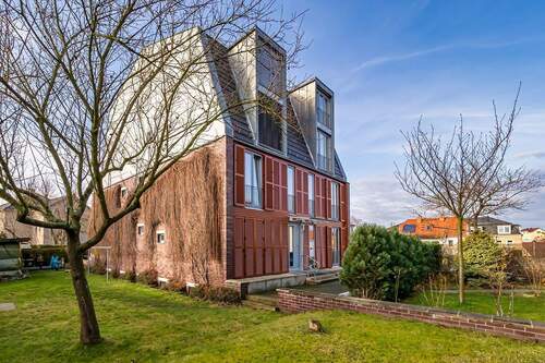 Ansicht - Objektzugang - 1-Zimmer-Wohnung mit Parkett, FB-Heizung, Stellplatz & Abstellraum in Ottendorf-Okrilla