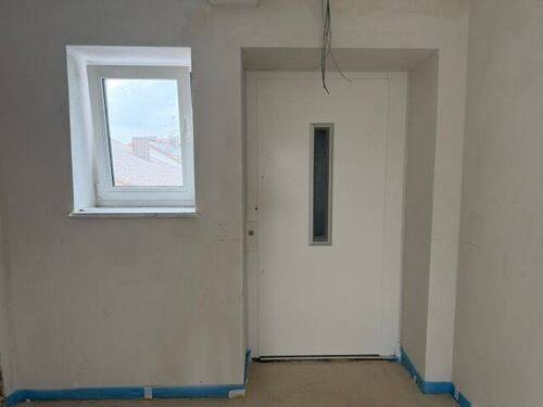 Lift - 