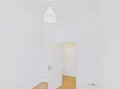 CAM05263G0-PR0016-STILL020 - 