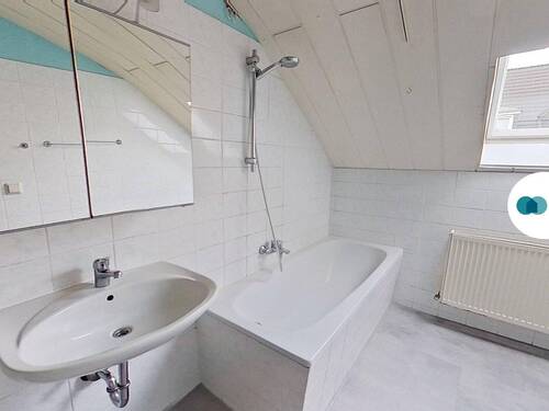 Ansicht II: Badezimmer - 