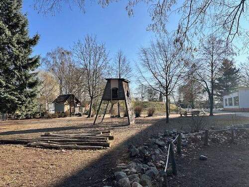 Spielplatz Schule.jpeg - 