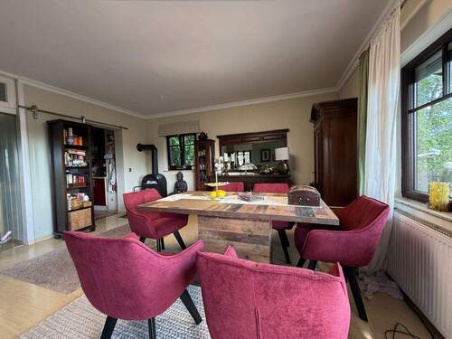 Wohn- und Esszimmer - 
