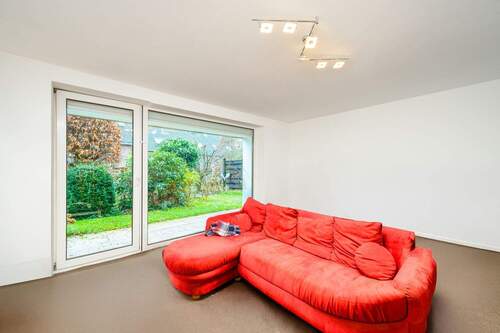 Wohnzimmer - 2 Zimmer Etagenwohnung zum Kaufen in Hamburg