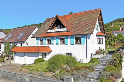 Westansicht - 4 Zimmer Einfamilienhaus zum Kaufen in Albstadt