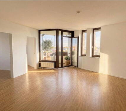 Bild 2 - 2 Zimmer Etagenwohnung zum Kaufen in Düsseldorf