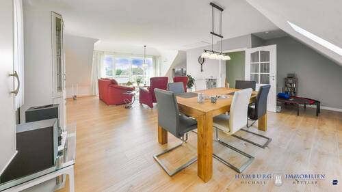 Wohnzimmer - 8 Zimmer Einfamilienhaus in Fehmarn / Neue Tiefe