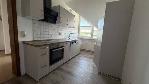 Küche - Etagenwohnung mit 74,70 m&sup2; in Dörfles-Esbach zur Miete