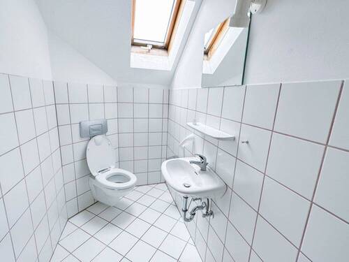 WC - 