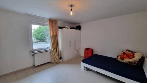1-Zi-Whg - 1. OG - Mehrfamilienhaus, Wohnhaus mit 310,00 m² in Hilden zum Kaufen