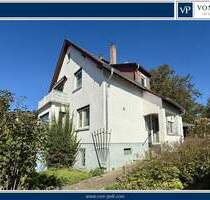 Charmantes Zweifamilienhaus in zentraler Lage fußläufig in die Innenstadt - Kelkheim