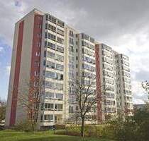 In der Herrichtung! 3-Raumwohnung mit Balkon und Aufzug! - Halle (Saale) Südstadt