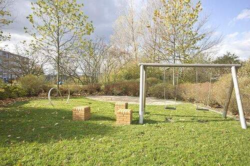 Umfeld - Etagenwohnung mit 57,90 m&sup2; in Halle (Saale) zur Miete