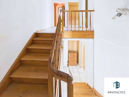 Treppe zum DG - 