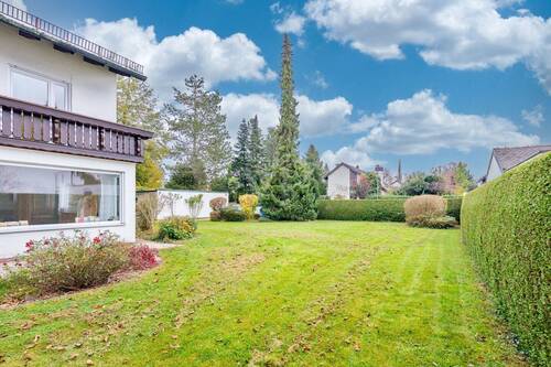 Garten - Einfamilienhaus mit 183,00 m² in Gräfelfing zum Kaufen