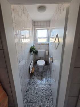 WC - 