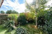 Idyllischer Garten - 
