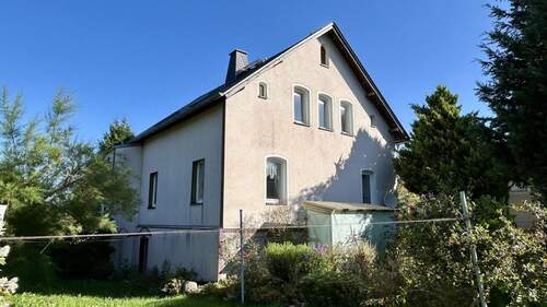 Seitenansicht - 9 Zimmer Einfamilienhaus in Werda