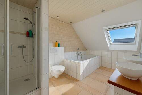 Badezimmer - Einfamilienhaus mit 126,00 m&sup2; in Oeting zum Kaufen