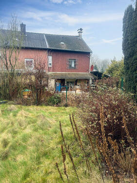 Rückansicht mit Garten_2 - 